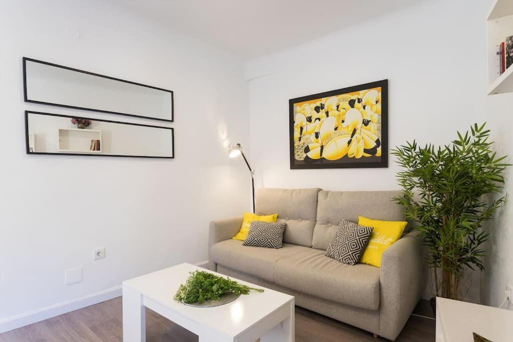 Apartamento Casco Historico , Playa Postiguet لقنت المظهر الخارجي الصورة